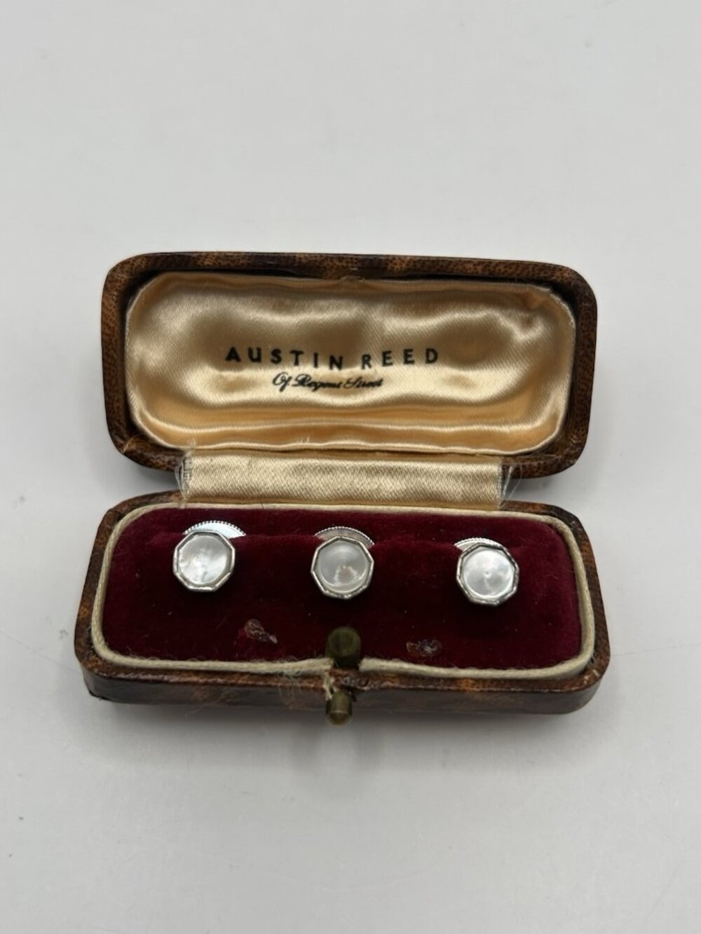 Austin Reed Regent St Silver Mother of Pearl Shirt Studs Original Box Vintage